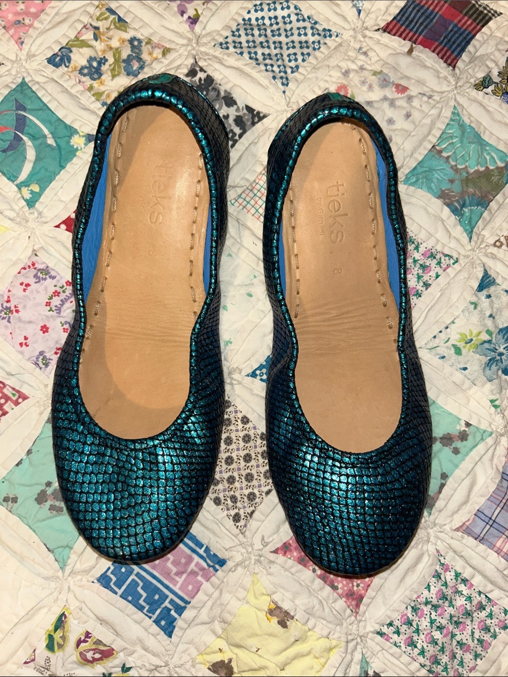 Hand-painted custom Tieks blue color shift snakes leather size 8
